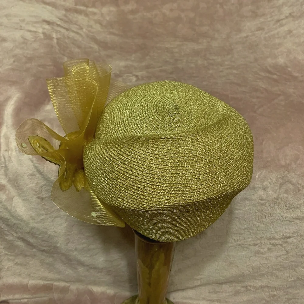 Church hat - Picture 2 of 2